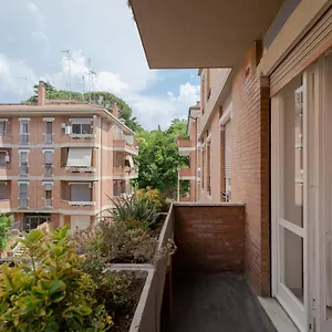 Apartamento Luminoso Vicino Al Vaticano, Roma